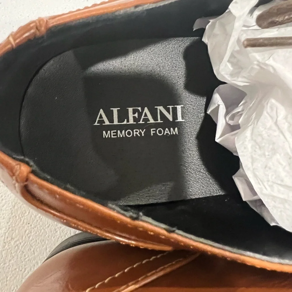 Alfani Quincy Memory Foam Men's 10.5 M Lace Up Dress Shoes Tan Brown Oxford BOX